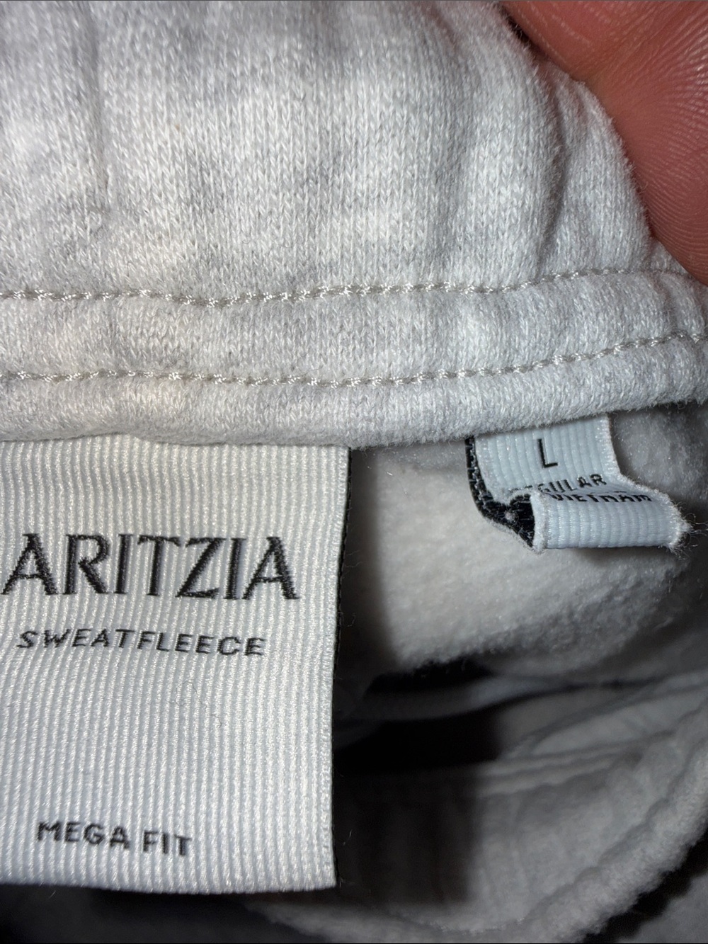 Aritzia Light Gray Cargo Sweatpants - Picture 5 of 5